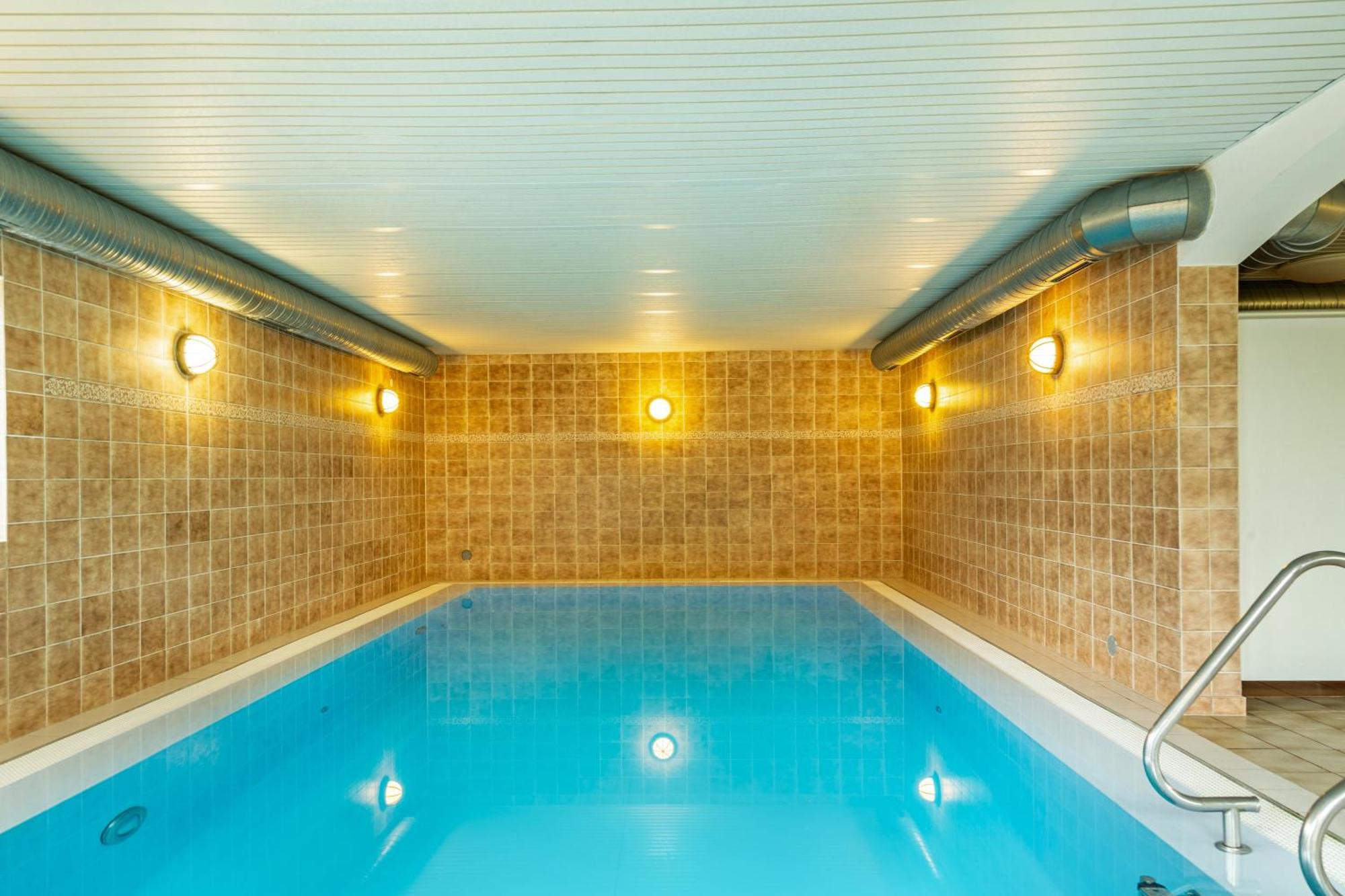 Komfortwohnung Mit Pool Und Sauna Хауценберг Экстерьер фото
